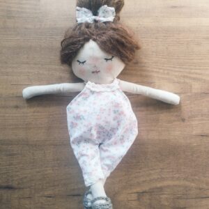 Muñeca wool & flowers (Lavender)